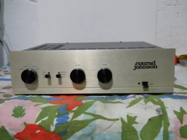 preamplificateur conrad johnsonpv2
