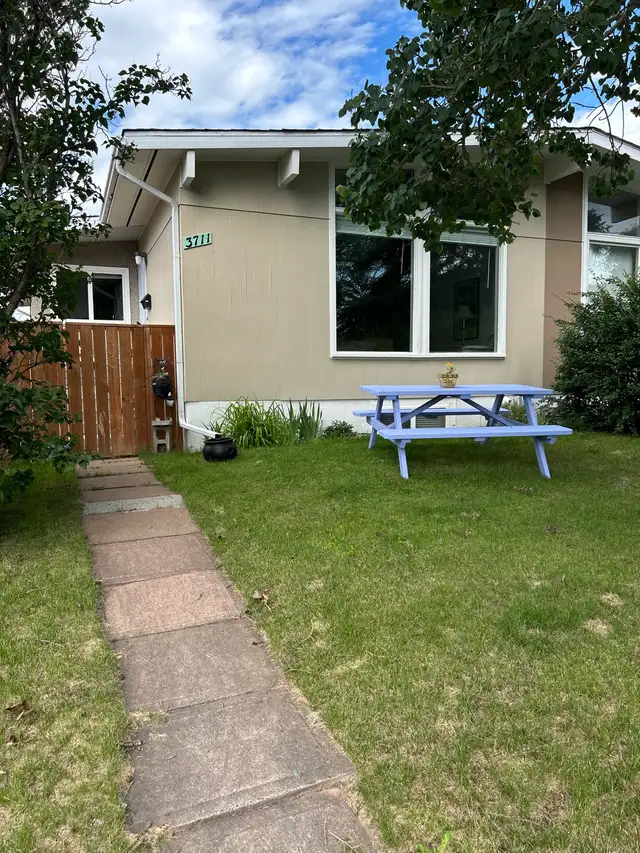 Room For Rent  NW June 1st!