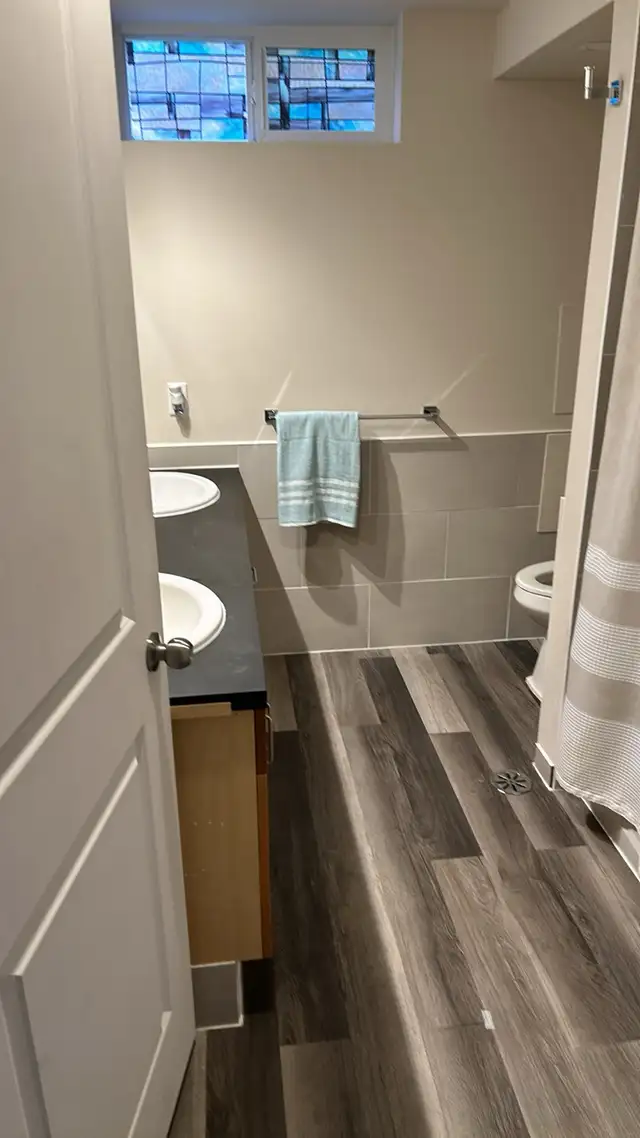 Room For Rent  NW June 1st! - Photo 3