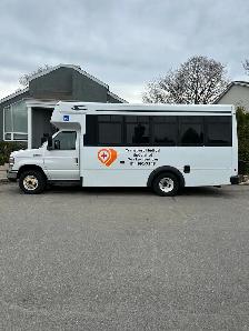 Ford E-450 minibus• 115 000 km • 2011 - Photo 2