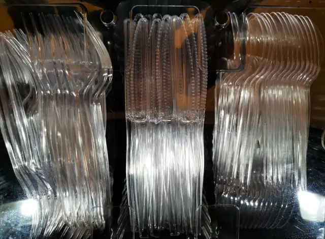 Brand New Premium Heavyweight Disposable Clear Full-Size Cutlery - Photo 3
