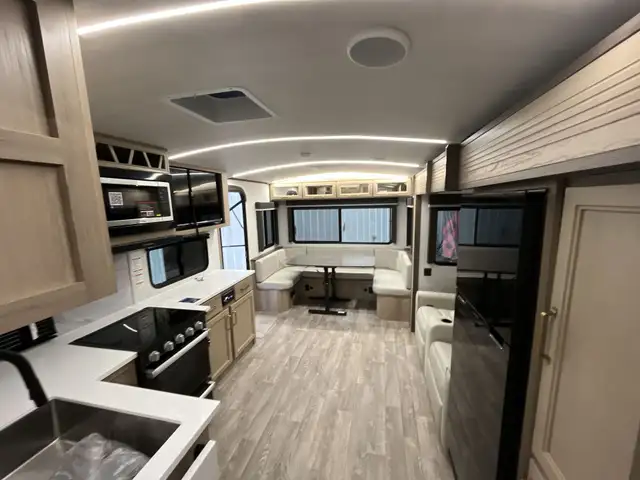 2024 OUTBACK 252 RD - Photo 6