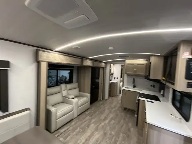 2024 OUTBACK 252 RD - Photo 5