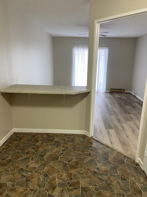 1-bed Apartment for Rent Adult Building - Photo 3