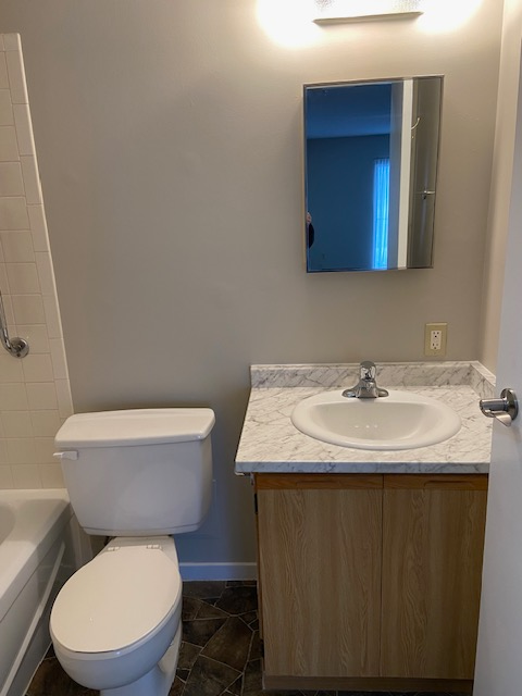 1-bed Apartment for Rent Adult Building - Photo 5