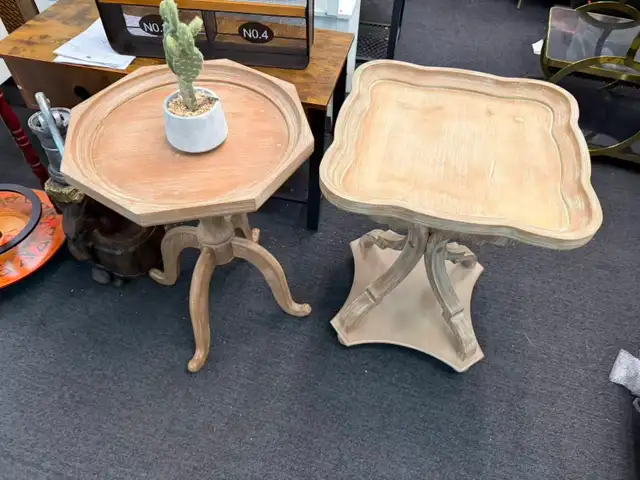 Brand New Modern tray base accent side table Special $59 - Photo 2