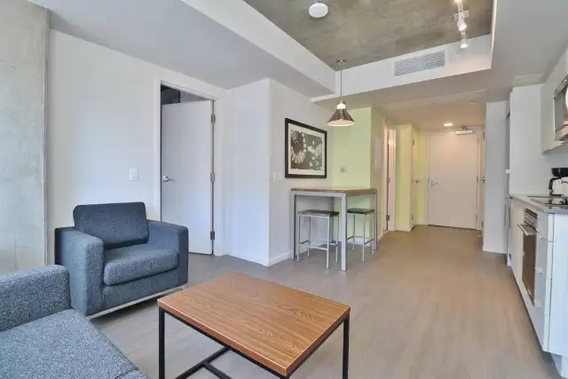 Private room Little Italy - Photo 3