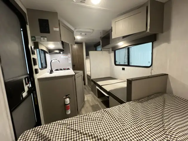 Lightweight Family Bunkhouse Travel Trailer - Photo 7