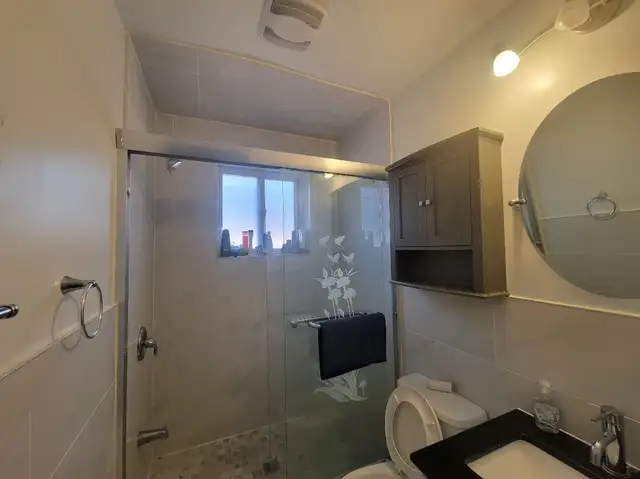 Vacant rooms downtown Toronto for movein start ASAP/June/July - Photo 6
