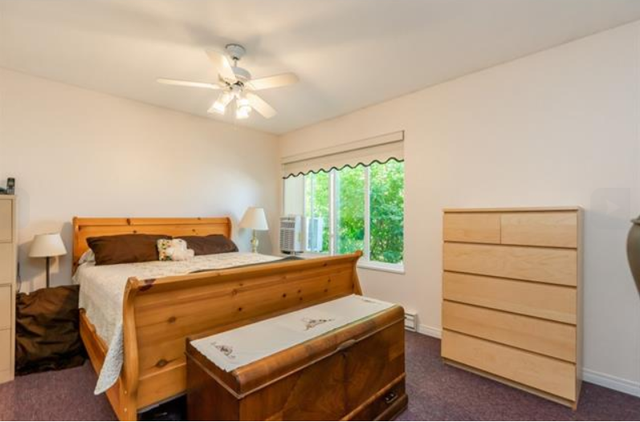 3 Bed, 3 Parking, Gated w Private Yard Langley Townhome -$2495 - Photo 8