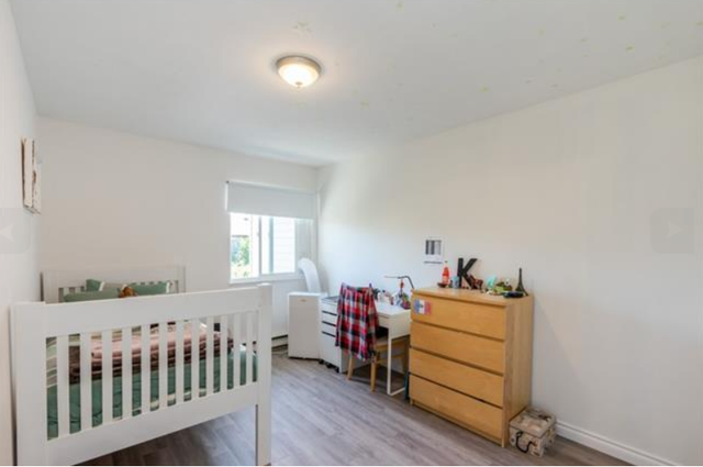 3 Bed, 3 Parking, Gated w Private Yard Langley Townhome -$2495 - Photo 9