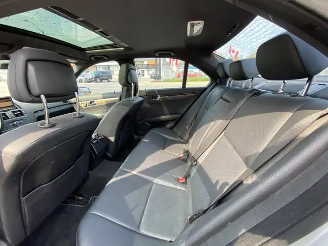 2011 Mercedes-Benz C-Class C300 4MATIC - Photo 17