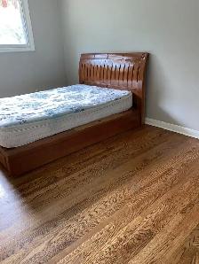 Three Rooms First Floor Unit for Rent in Burlington - Photo 5