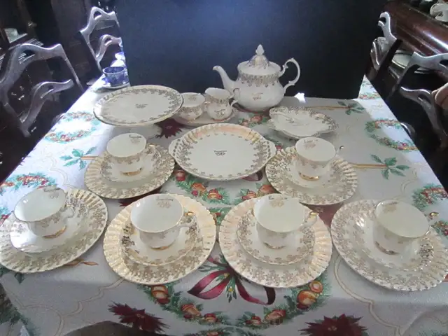 Royal Albert 50th ANNIVERSARY fine bone china