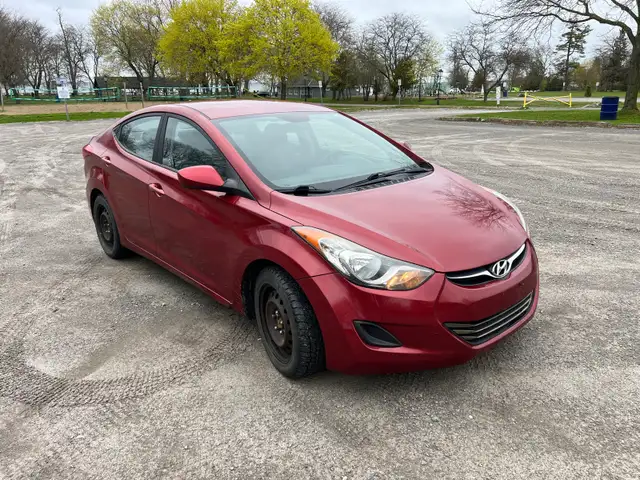 2013 Hyundai Elantra 140,000 km Certified - Photo 3