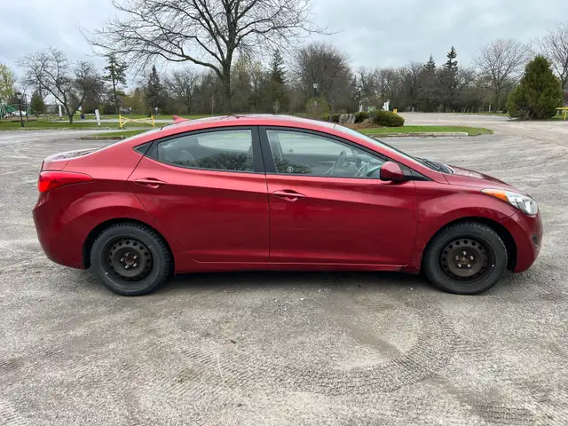 2013 Hyundai Elantra 140,000 km Certified - Photo 5