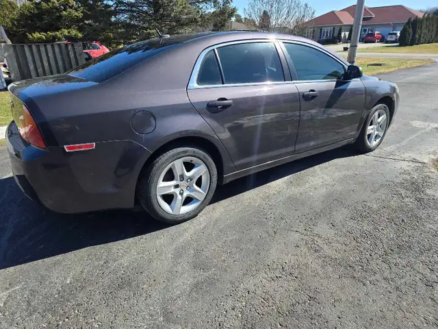 2011 CHEV MALIBU LS - Photo 5