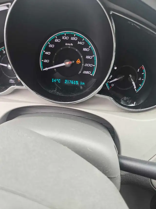 2011 CHEV MALIBU LS - Photo 6
