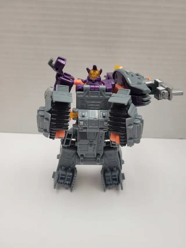 Transformers Galvatron Decepticon Universe 2 Deluxe Class - Photo 3