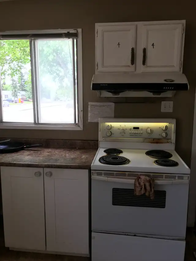 Furnished room $550 Monthly(confederation dr) utilities included - Photo 3
