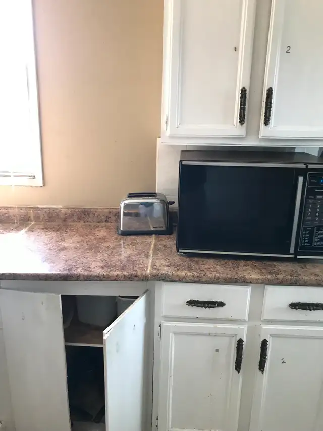 Furnished room $550 Monthly(confederation dr) utilities included - Photo 5