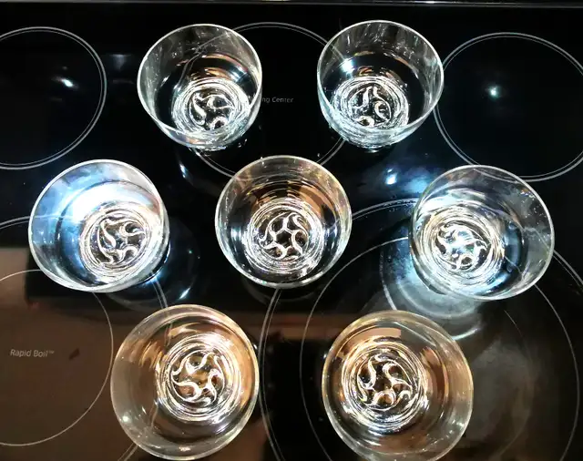 Glass Ice Cream/Dessert Bowls  (X7) - Photo 3