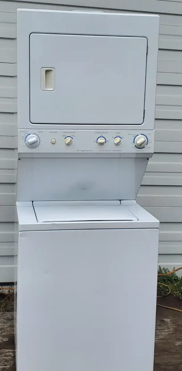 Kenmore Stackable W/D - Very Good Condition - Heavy Duty