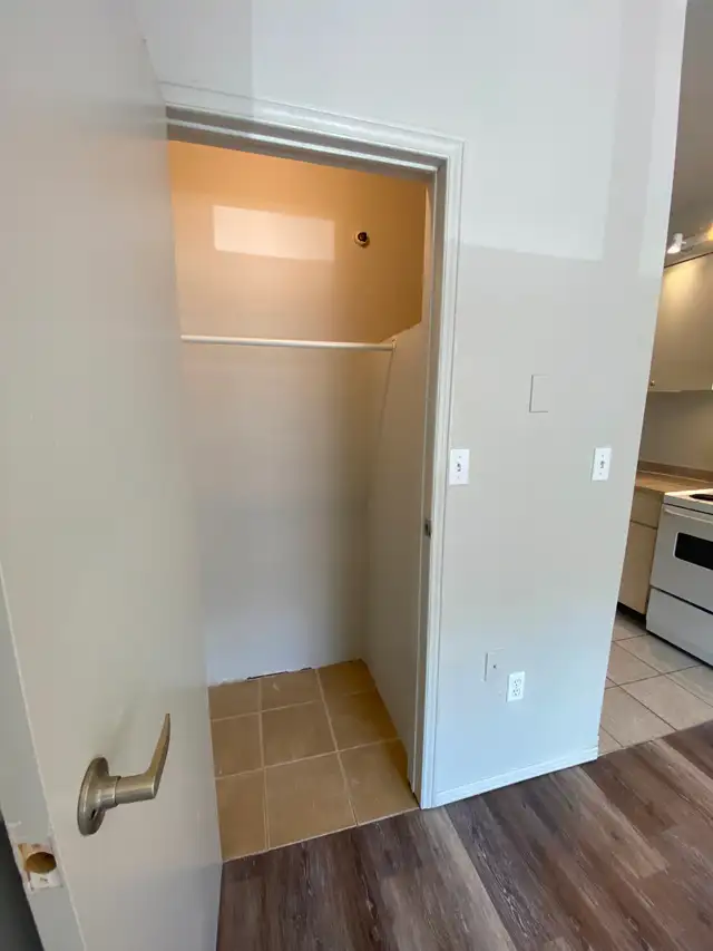 Bachelor Apartment in Durand Neighbourhood - Photo 7