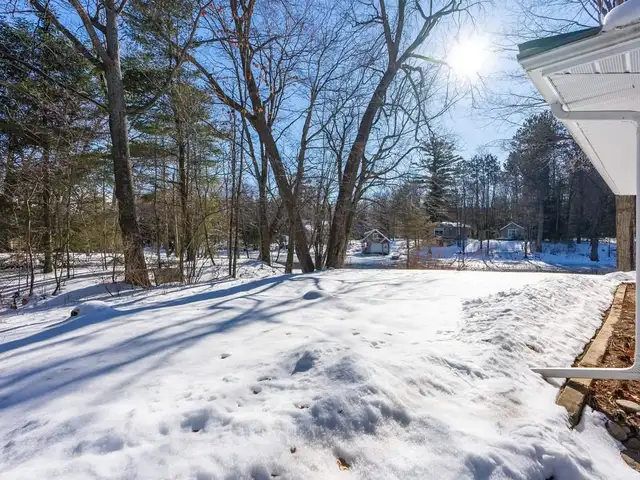Breathtaking Muskoka Lakeside Property - Photo 10