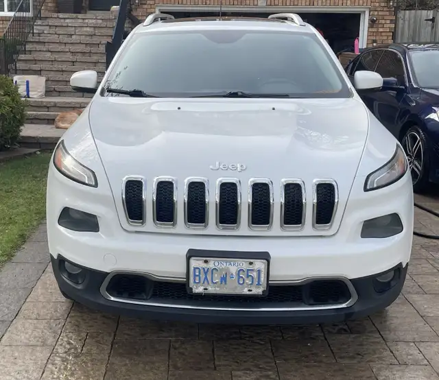 2014 Jeep Cherokee Limited 4x4 | 3.2L Pentastar V6 Loaded $7800