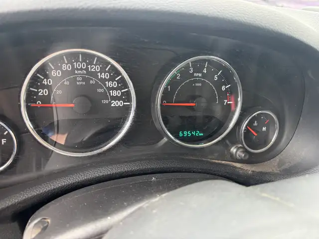2017 Jeep Wrangler Sport - ONLY 69000 km - Photo 4