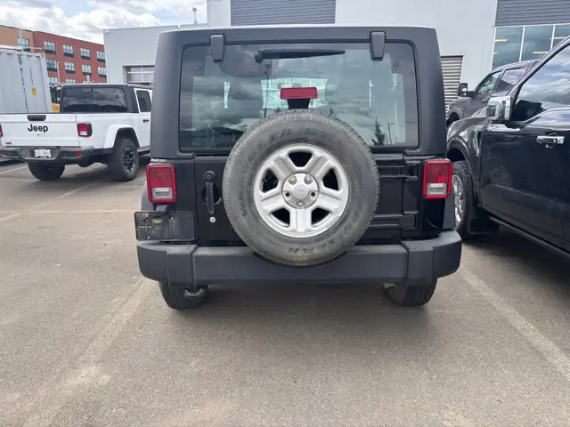 2017 Jeep Wrangler Sport - ONLY 69000 km - Photo 9