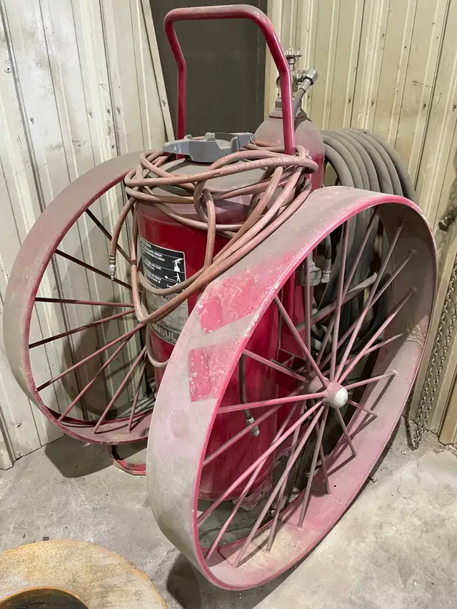 Wheeled Dry Chemical Fire Extinguishers – Lloydminster