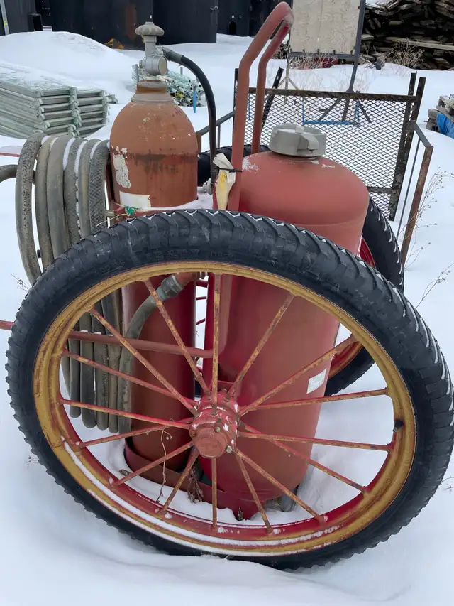 Wheeled Dry Chemical Fire Extinguishers – Lloydminster - Photo 7
