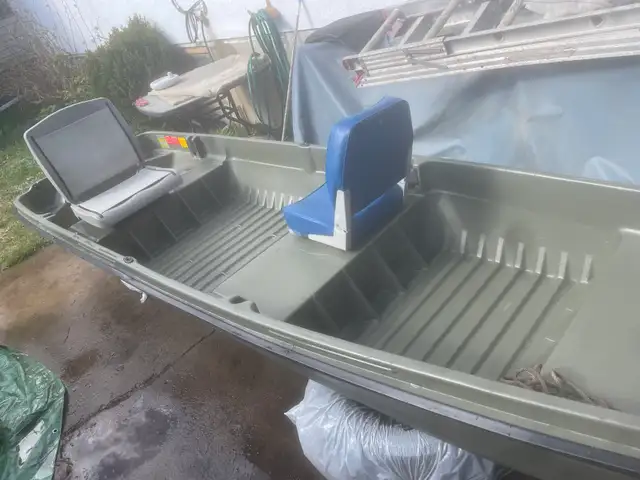 11’ Jon Fishing Boat - Photo 2