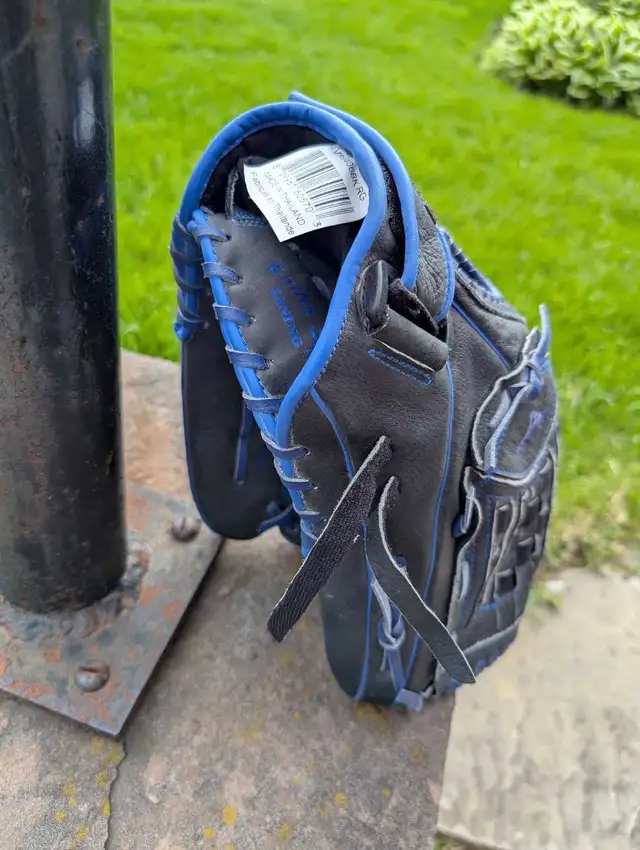 Mizuno Baseball Glove - Photo 5