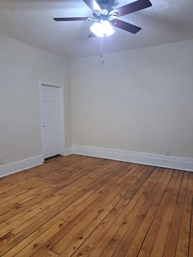 2 Bed   2 Bath Large Apartment for RENT - Niagara Falls - Photo 2