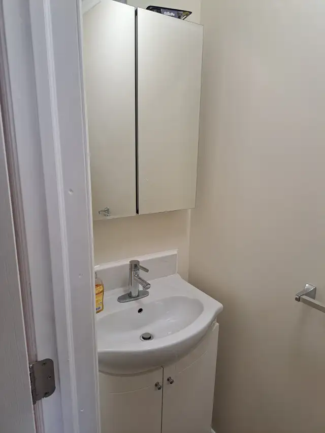 2 Bed   2 Bath Large Apartment for RENT - Niagara Falls - Photo 5