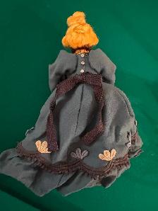 Vintage 1970s Apple Head Doll Old Woman Knitting 11 Inches - Photo 3