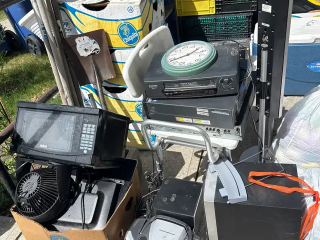 random electronics