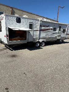 2011 StarCraft autumn ridge 32.9ft