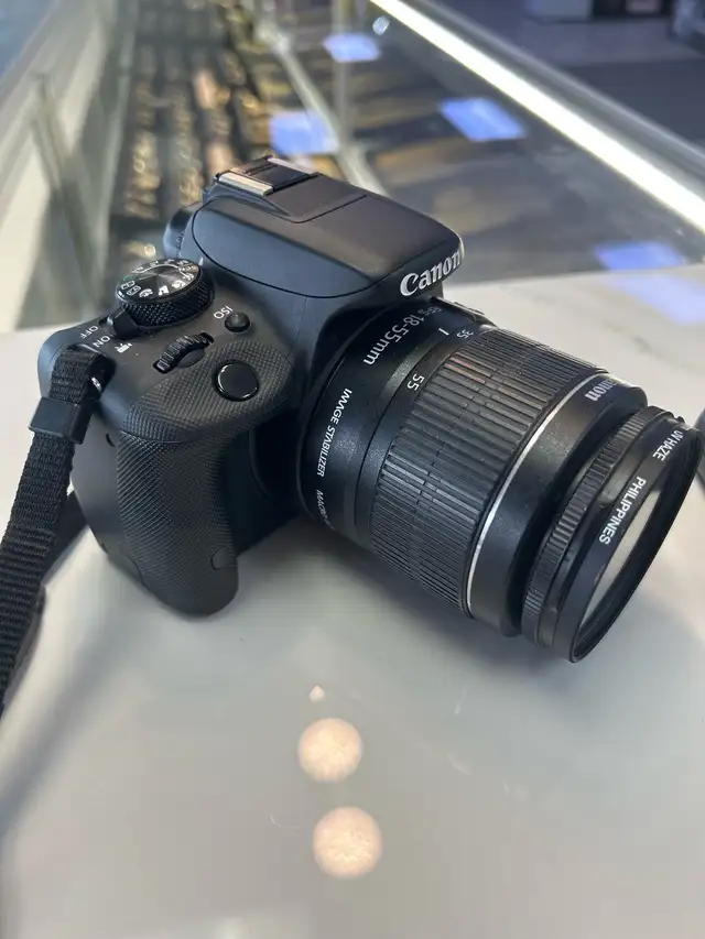 Canon SL1 18MP DSLR with 18-55 Lens and charger - Photo 8