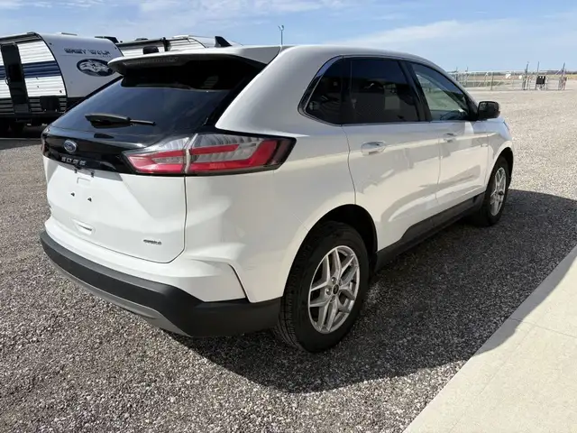2023 FORD EDGE SEL AWD - Photo 4