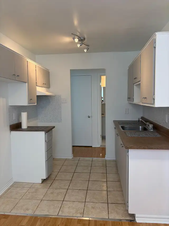 Longueuil, 4 ½ - Garden Level - $1300 – Terrace. 2950 Mazenod - Photo 7
