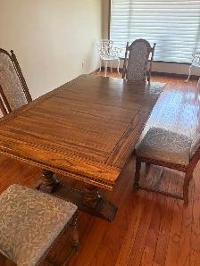 Free delivery used Wooden Dining Table with 4 Chairs