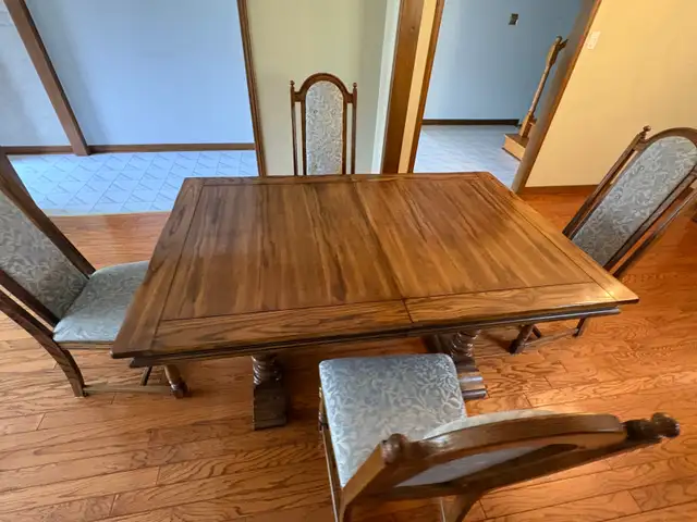 Free delivery used Wooden Dining Table with 4 Chairs - Photo 7