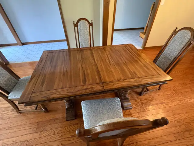 Free delivery used Wooden Dining Table with 4 Chairs - Photo 8