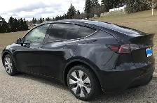 Beautiful Tesla Model Y (2024) - Photo 4