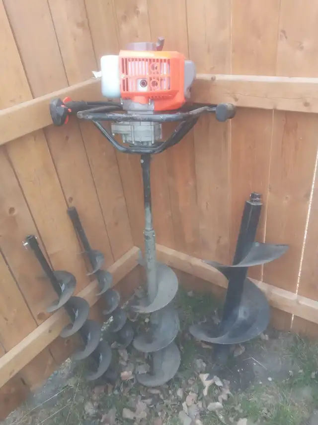 Post Hole Digger,  hand held 100$ firm