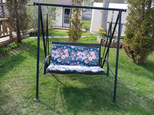 Swing set